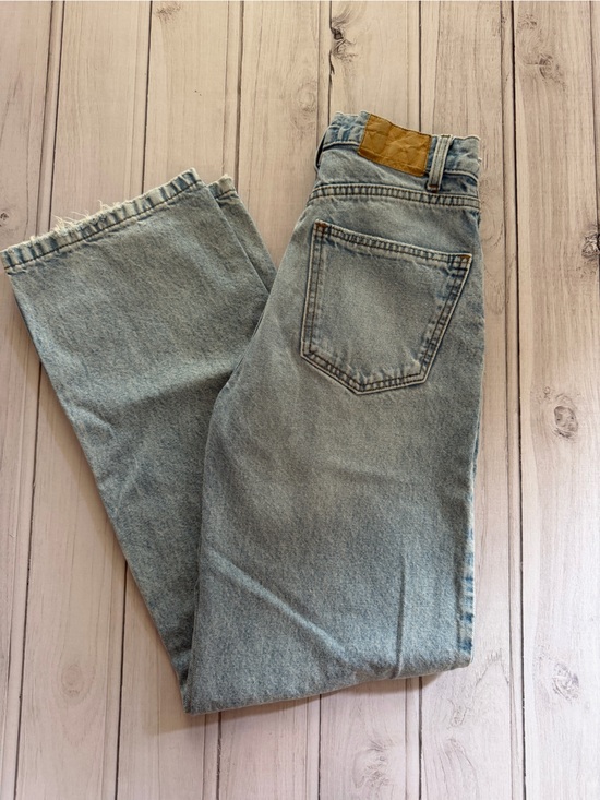 Cotton On Denim - Cotton On loose straight high rise light wash full length denim jean. Size 2